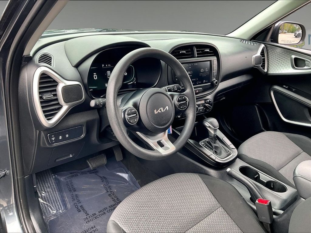 Used 2024 Gravity Gray Kia LX image 8