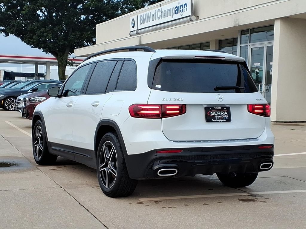 Used 2024 Digital White Metallic Mercedes-Benz GLB 250 image 3