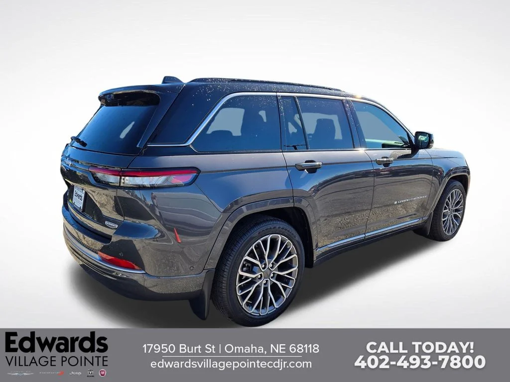 New 2026 Baltic Gray Metallic Clear-Coat Exterior Paint Jeep Summit image 3
