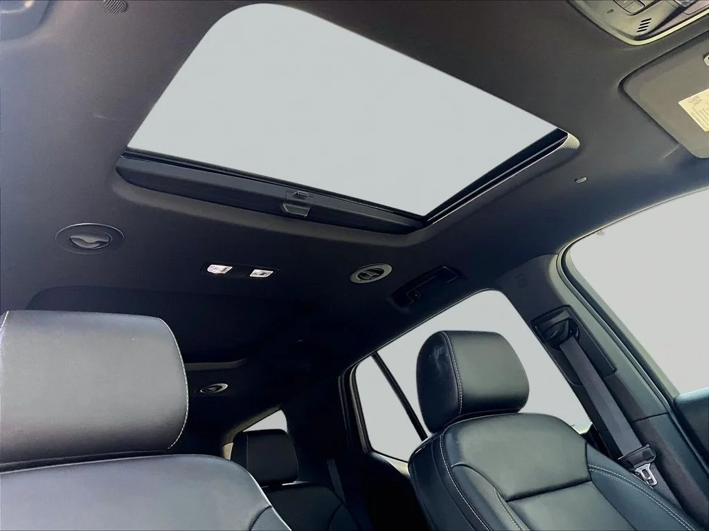 Used 2023 Gray Chevrolet LT Leather image 31