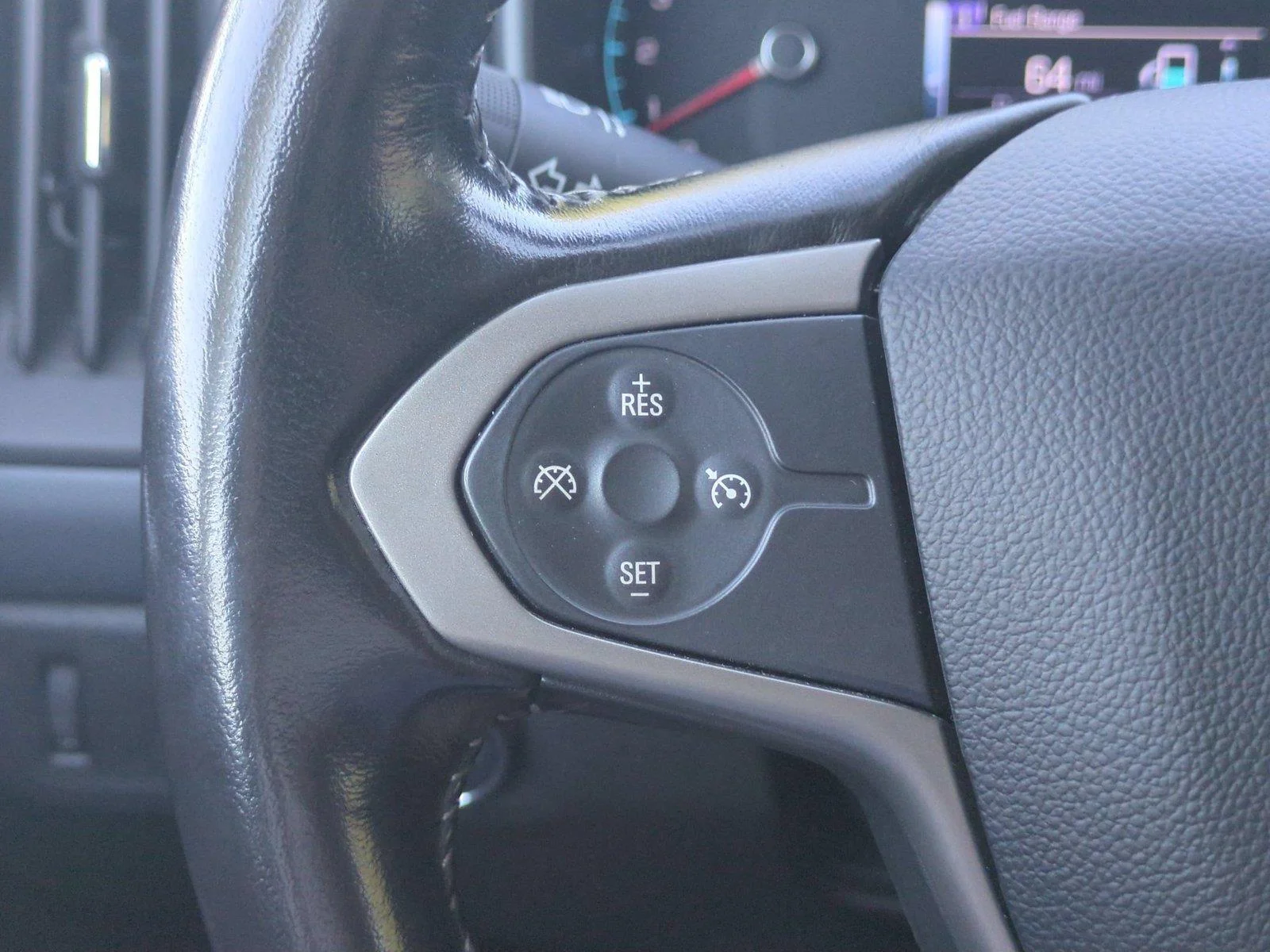 Used 2017 Summit White Chevrolet 4WD Z71 image 19