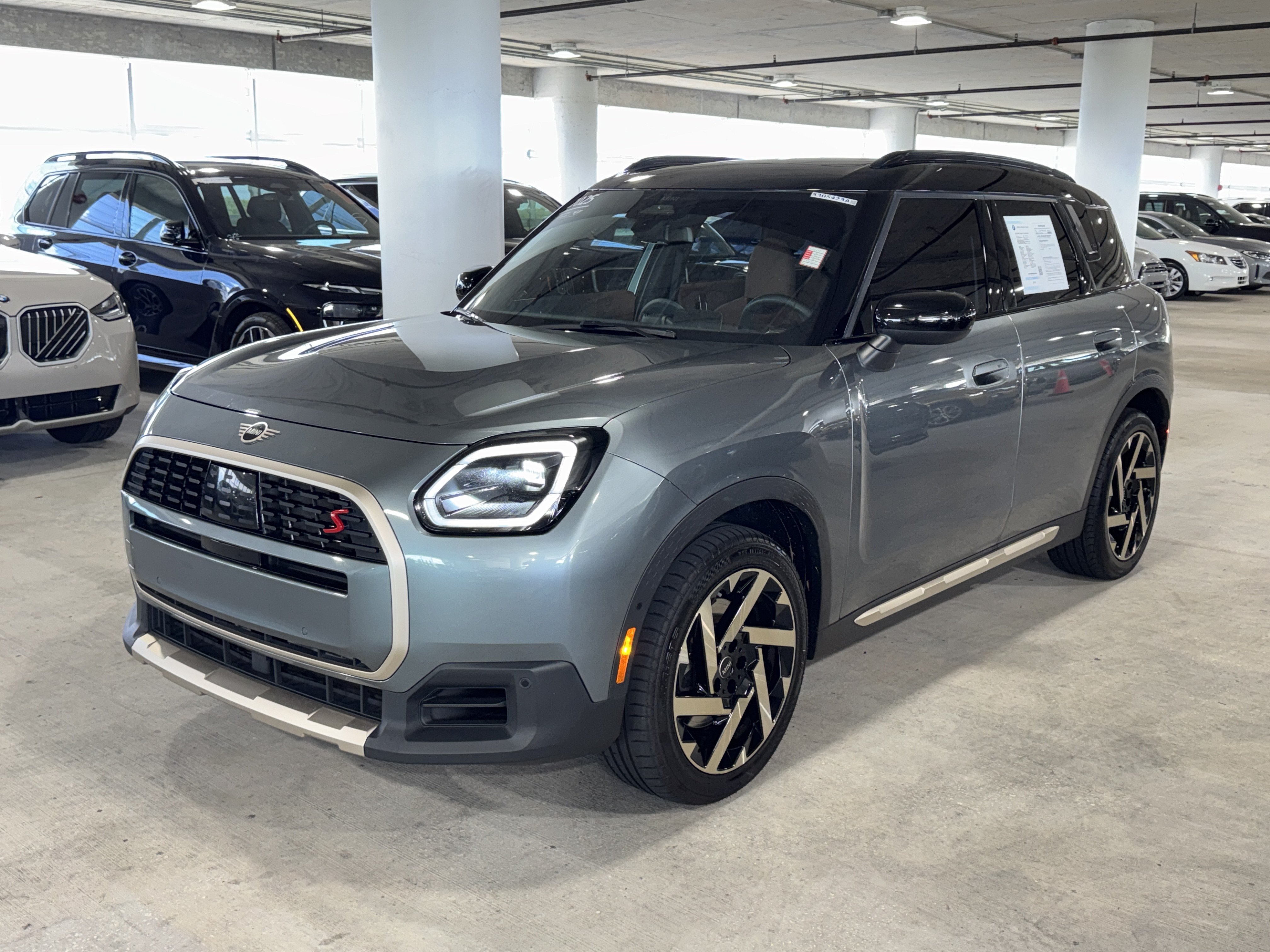 Certified Used 2025 Smokey Green Metallic MINI S image 4