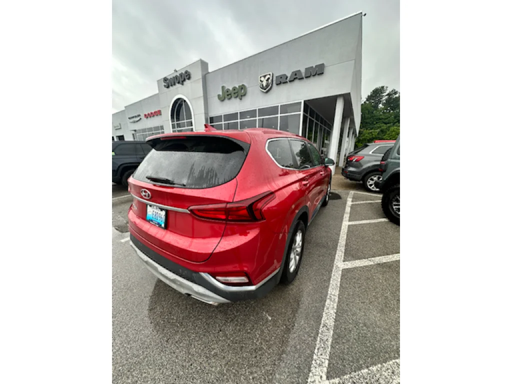 Certified Used 2019 Scarlet Red Hyundai SE image 3
