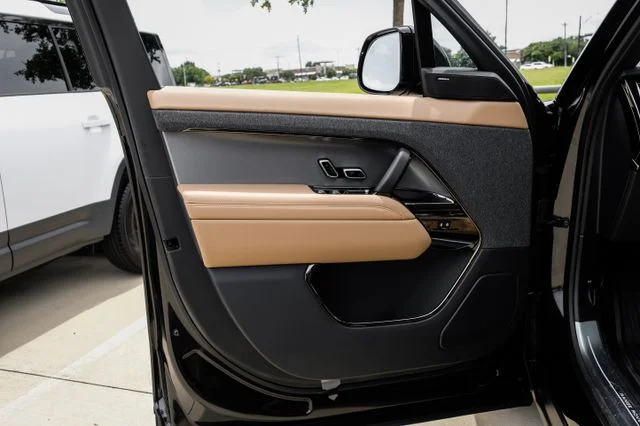 New 2026 Black Land Rover SE image 52