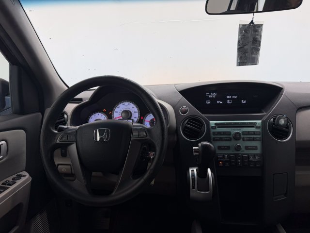 Used 2010 Alabaster Silver Metallic Honda EX image 3