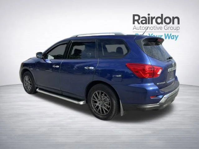 Used 2018 Caspian Blue Nissan SV image 6