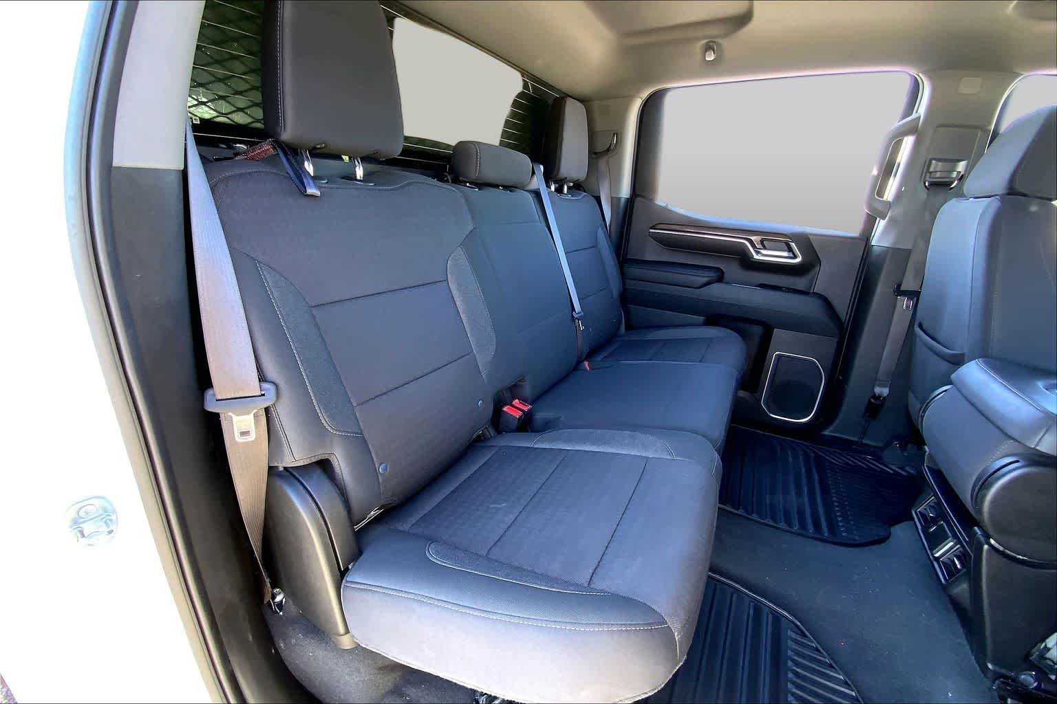 Used 2023 Summit White Chevrolet LT image 19