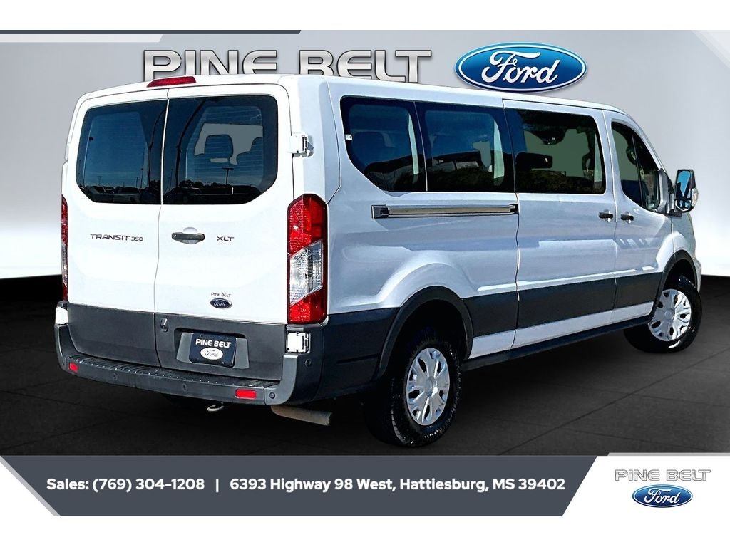 Used 2022 Oxford White Ford XLT image 11