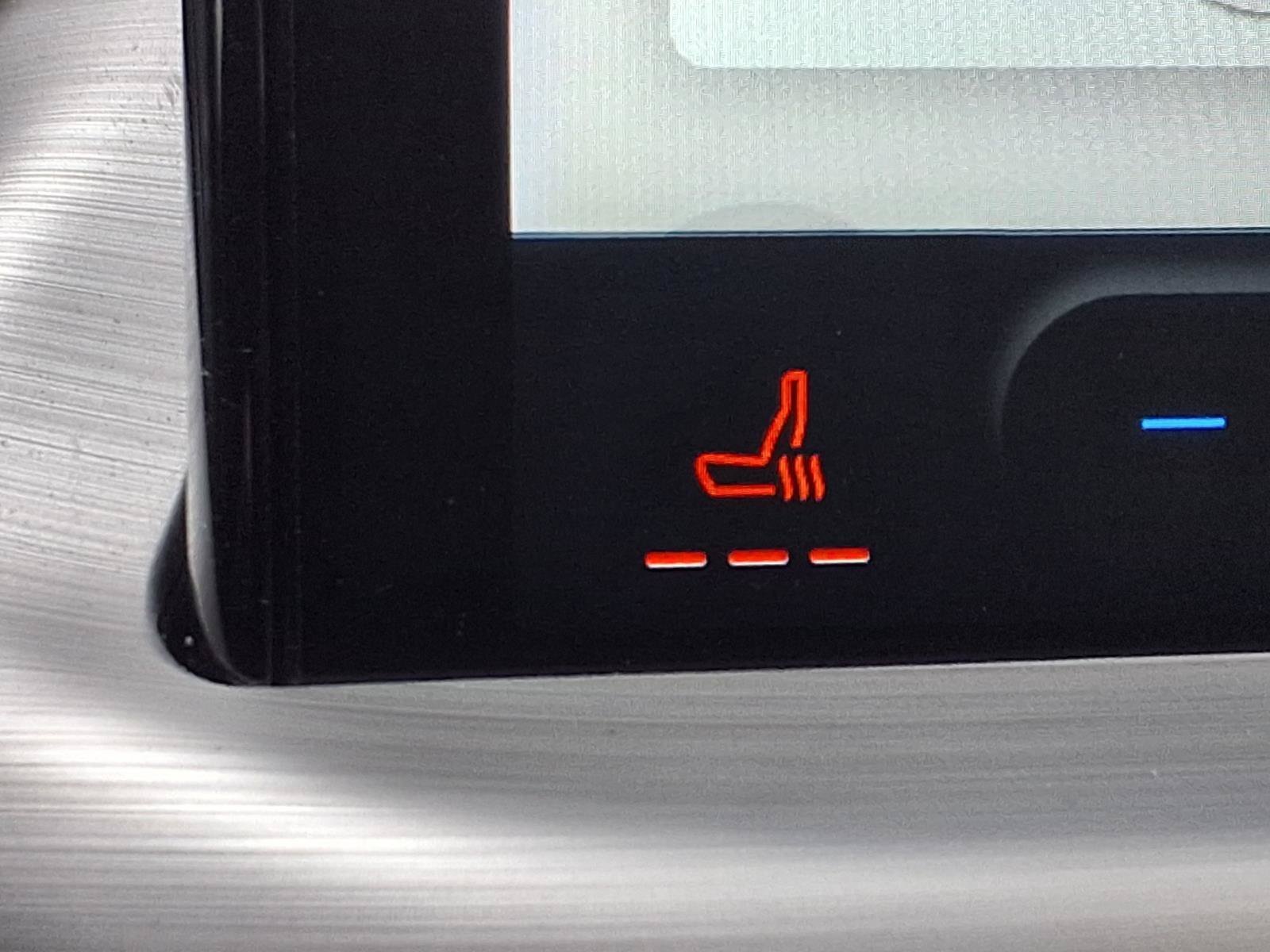 Used 2024 Agate Black Metallic Ford Platinum image 4
