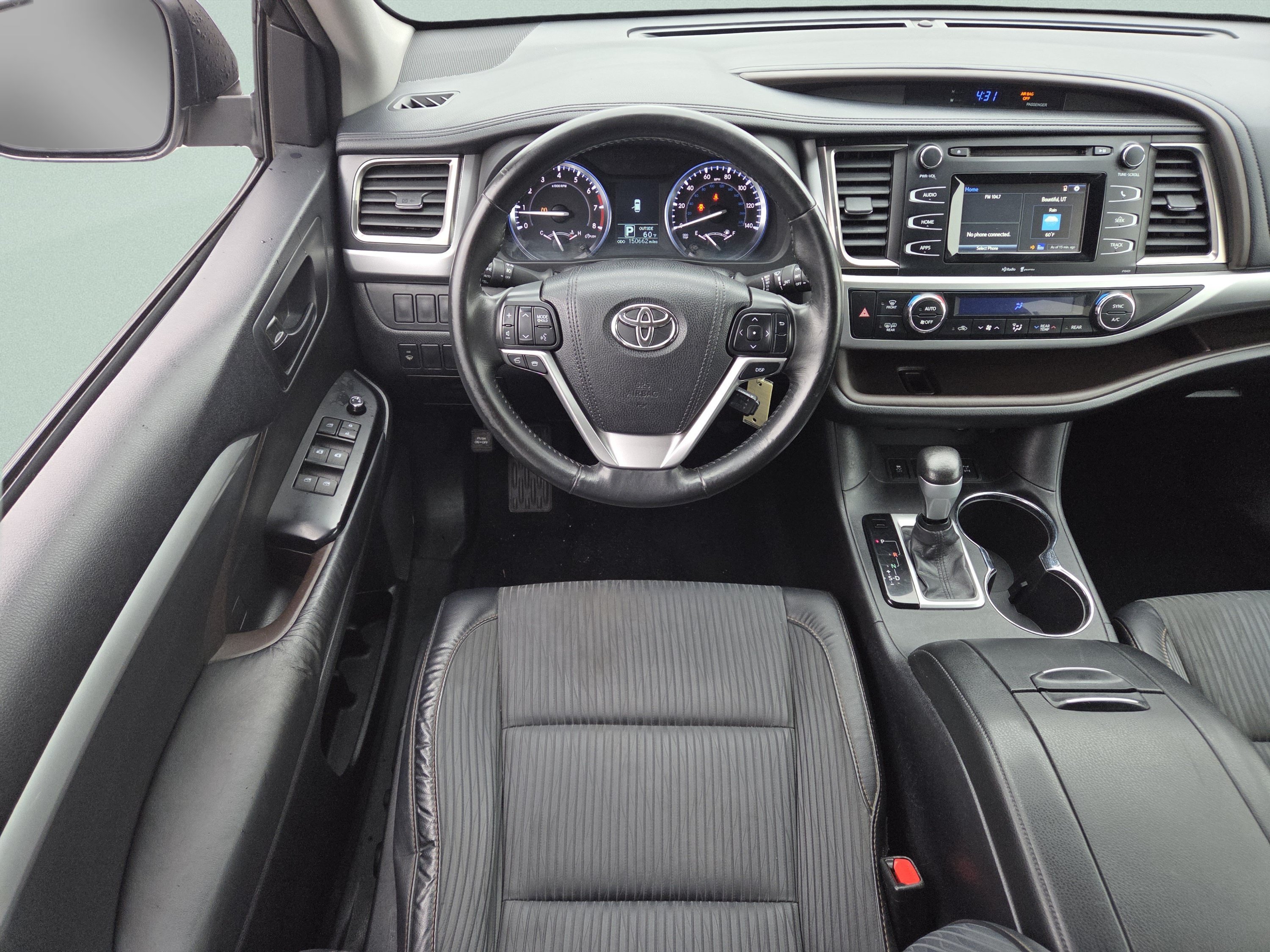 Used 2015 Silver Sky Metallic Toyota LE Plus V6 image 4