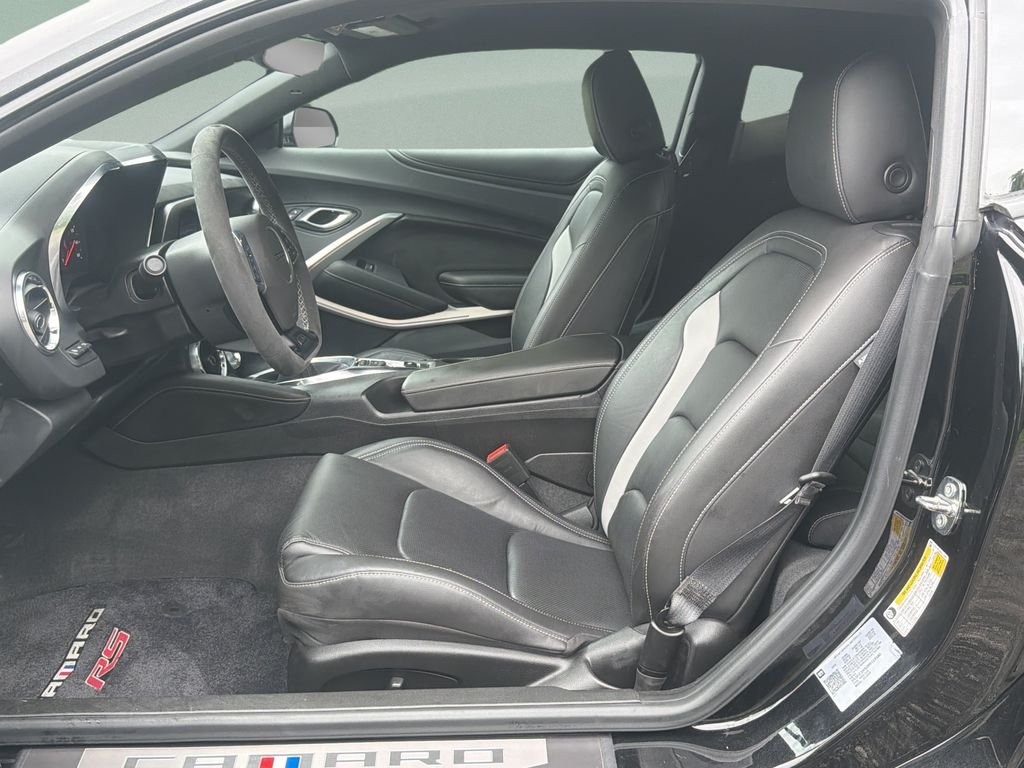 Used 2024 Black Chevrolet 3LT image 19