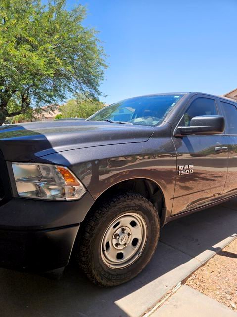 Used 2018 Crystal Metallic Ram Tradesman image 2