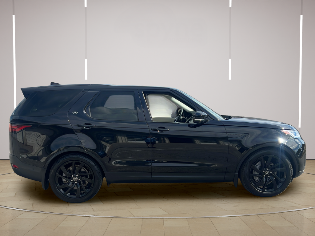 Used 2025 Black Land Rover S image 8