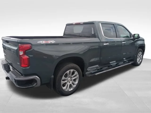Used 2025 Cypress Gray Chevrolet LTZ image 6
