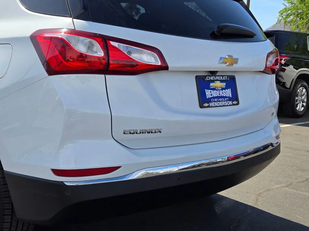 Used 2020 SUMMIT WHITE Chevrolet LT image 5