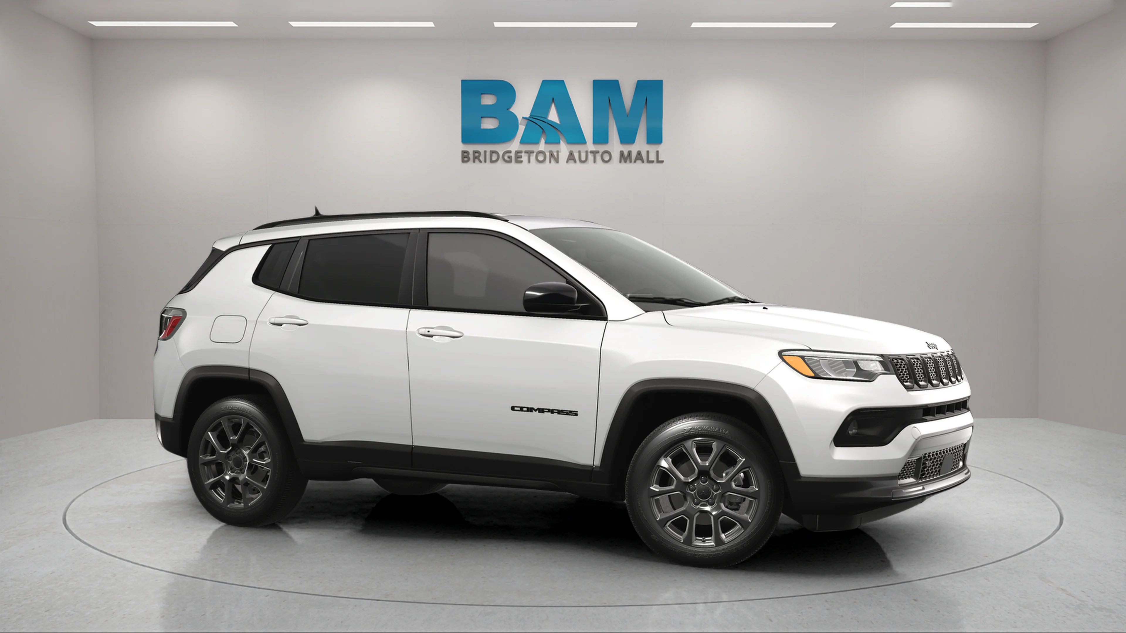 New 2026 Bright White Clearcoat Jeep Latitude Altitude image 2