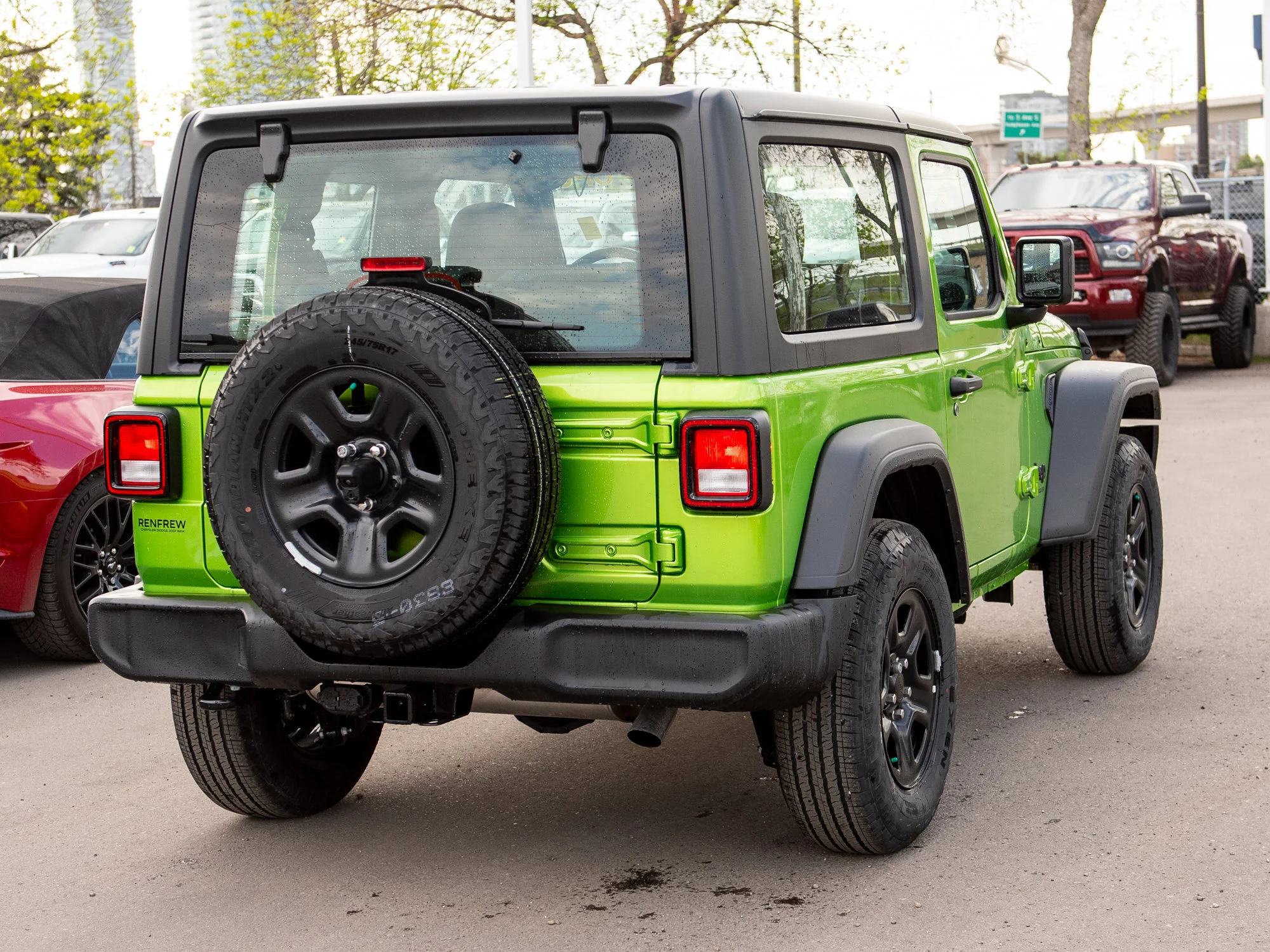 Certified Used 2026 mojito Jeep Sport * No Accidents | Backup Camera | Trailer Tow | Apple CarPlay | Trail Ready image 15