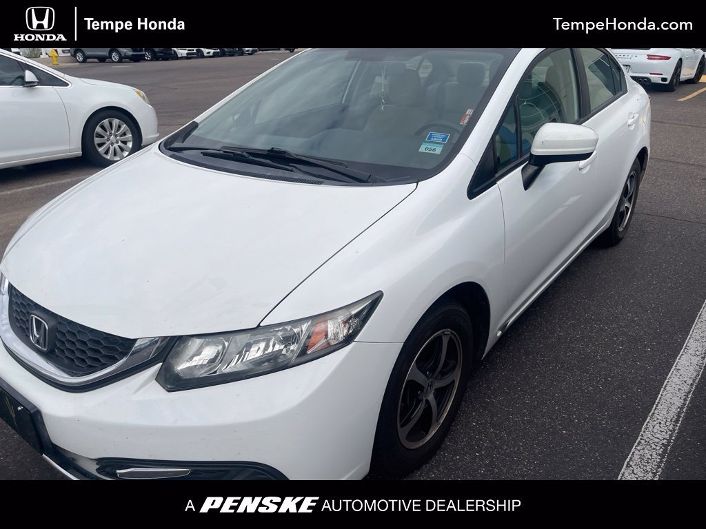 Used 2015 Taffeta White Honda SE image 1