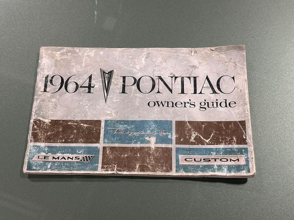 Used 1964 Green Pontiac  image 93
