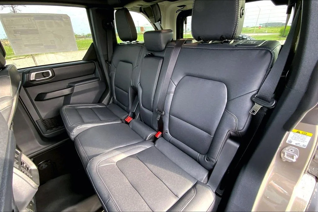 New 2026 Marsh Gray Ford Badlands image 10