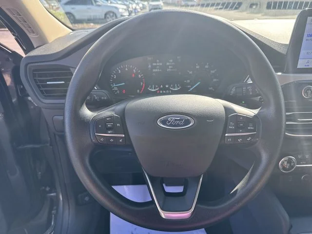 Used 2020 Magnetic Metallic Ford SE image 13