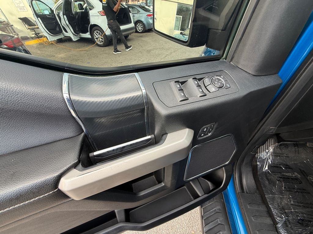 Used 2019 Blue Ford Lariat image 11