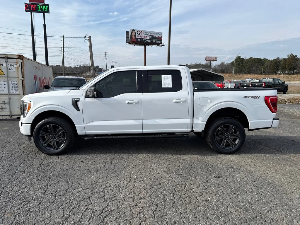 Used 2023 White Ford XLT image 4