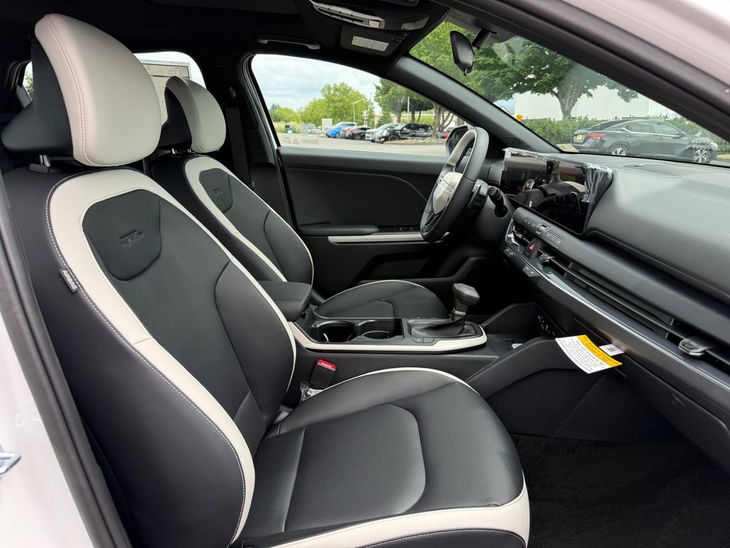 New 2026 Snow White Pearl Kia GT-Line image 12