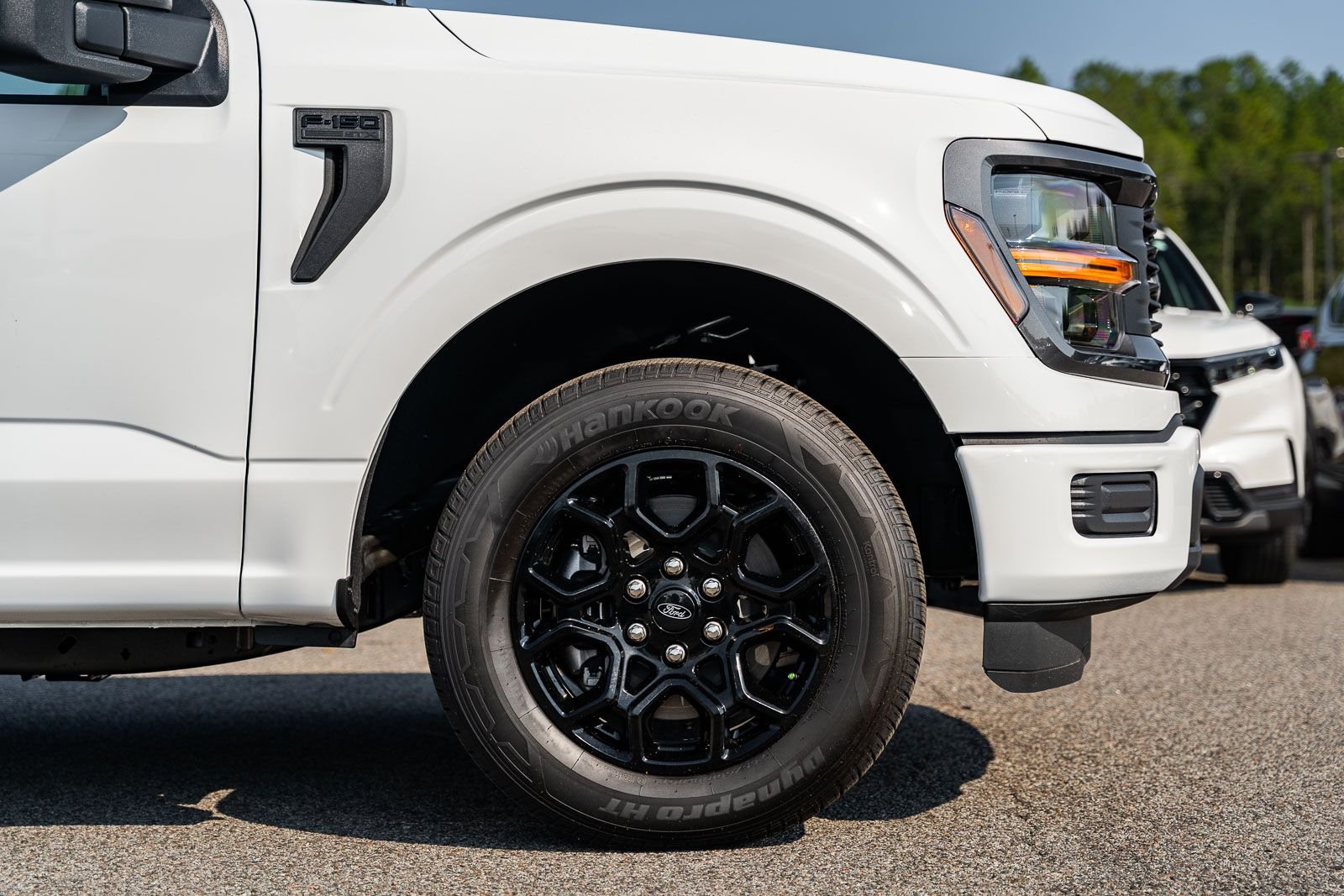 New 2026 Oxford White Ford STX® image 5