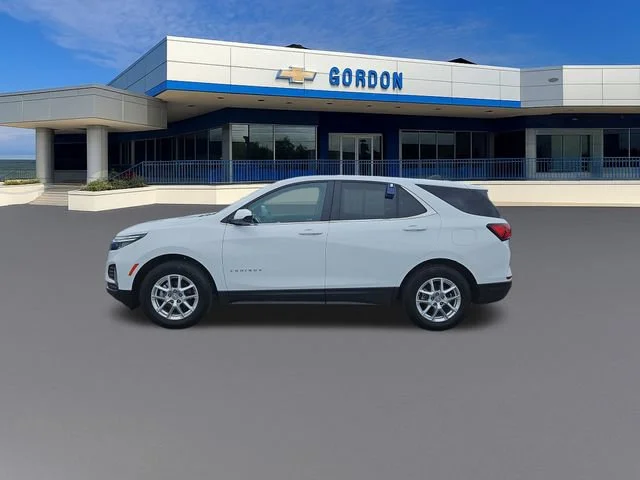Used 2024 Summit White Chevrolet LT image 2