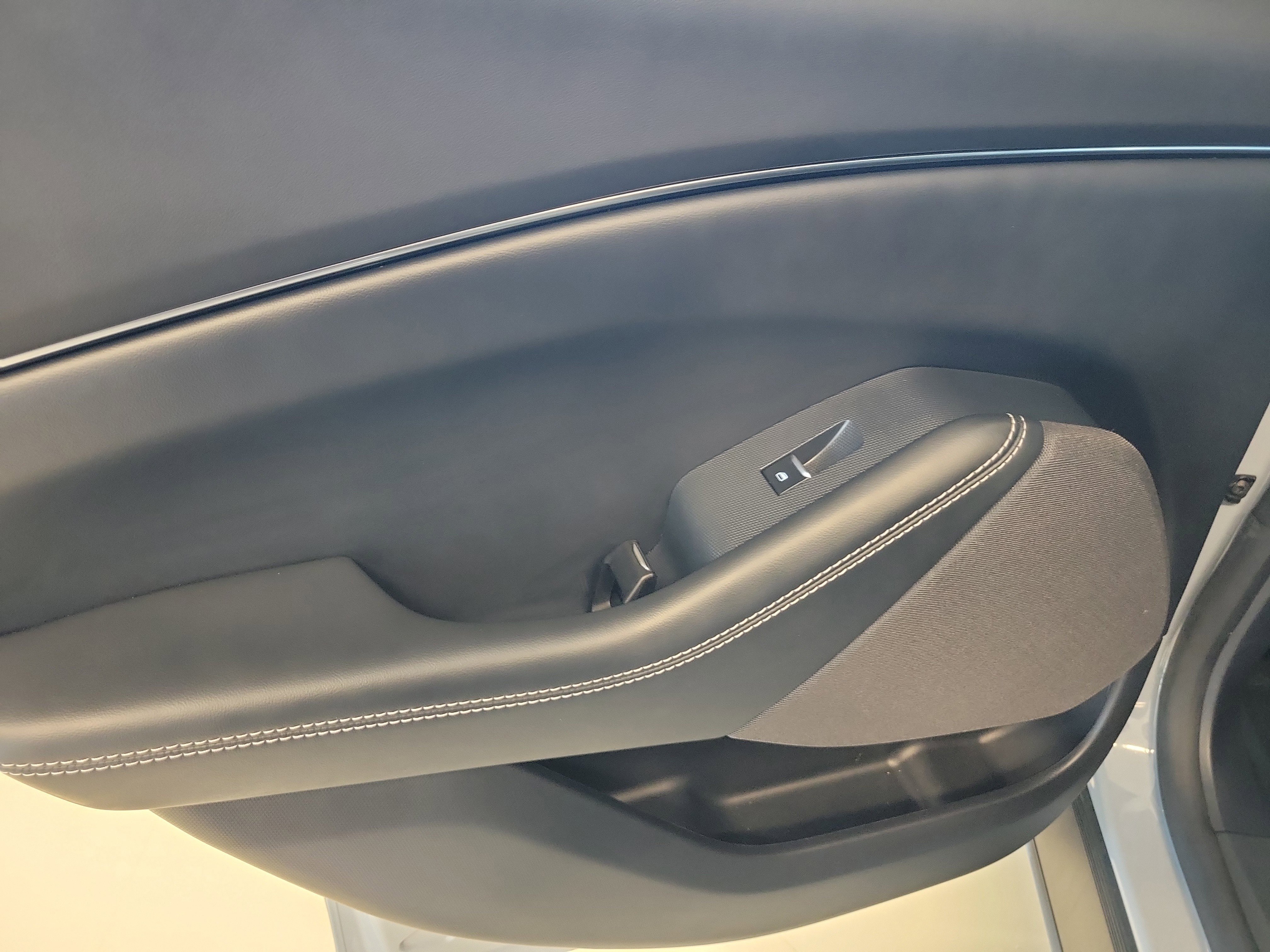 Used 2024 Gray Metallic Ford Select image 12