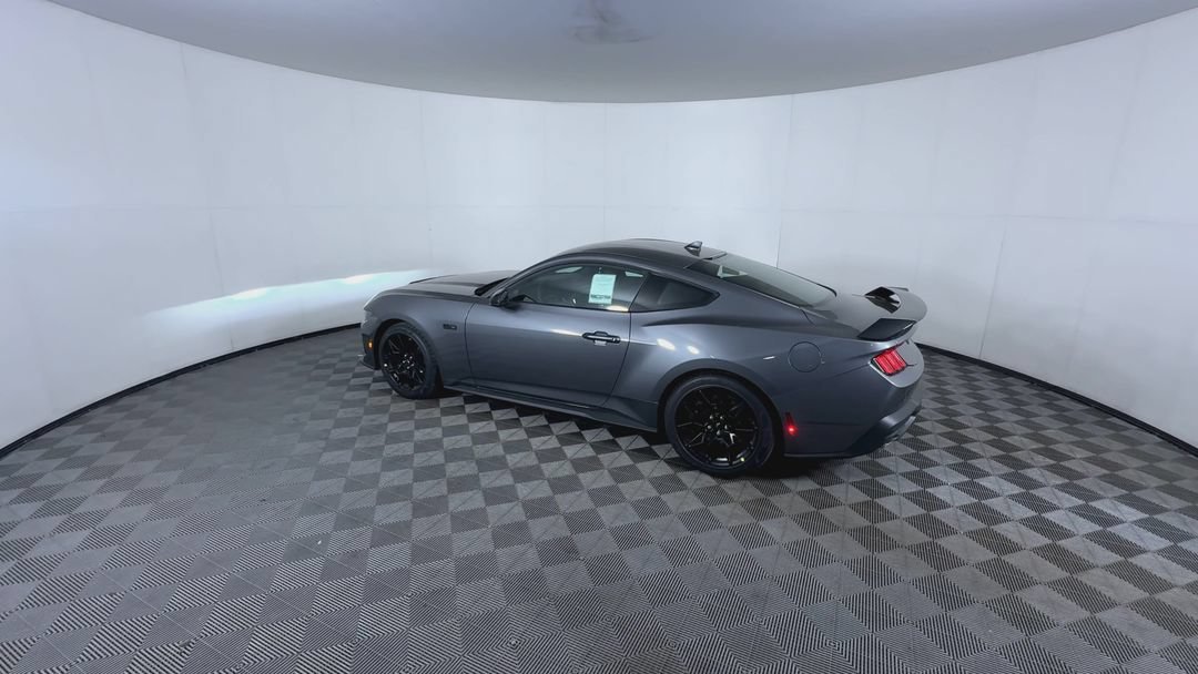 New 2026 Carbonized Gray Metallic Ford GT Premium image 6
