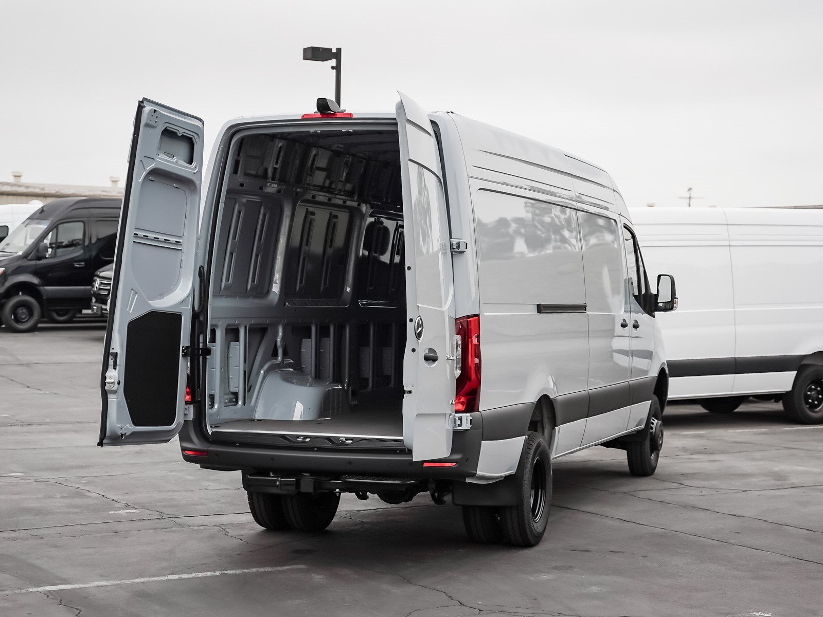 New 2025 Mercedes-Benz Sprinter Cargo Van 3500XD High Roof I4 Diesel HO ...