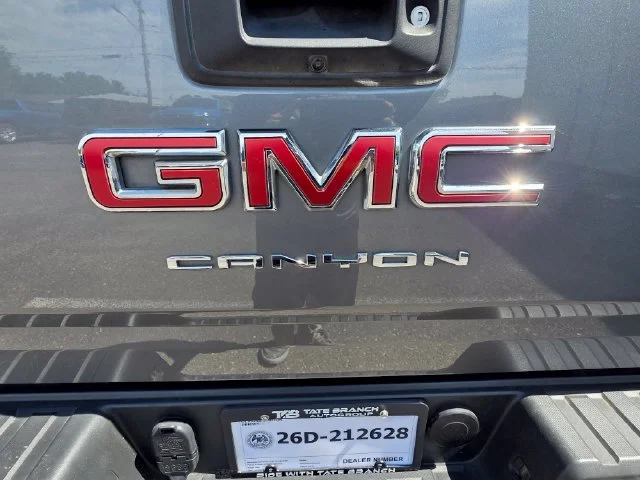 Used 2022 Gray GMC Elevation image 30