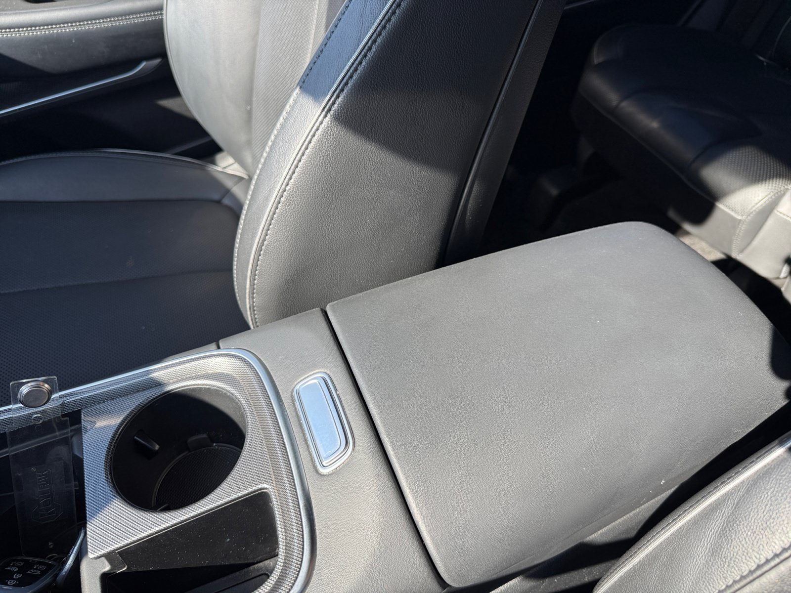 Used 2021 Quartz Hyundai Limited image 14