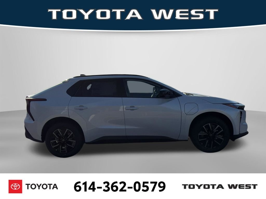 New 2026 Wind Chill Pearl Toyota XLE image 6