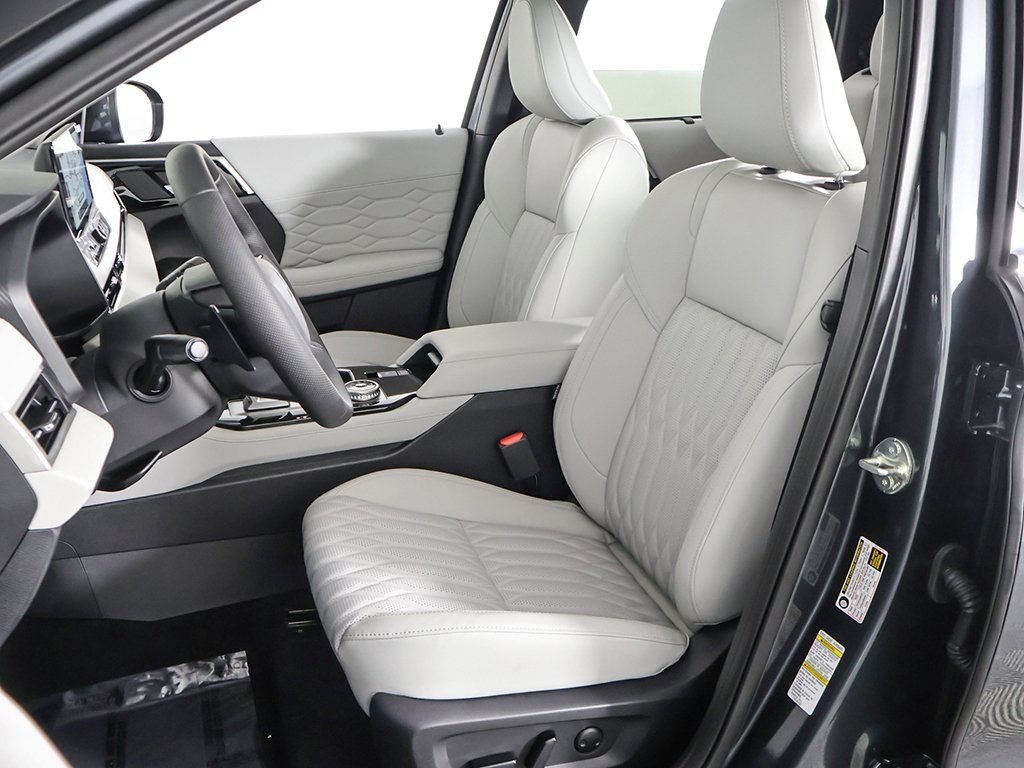 2025 Mitsubishi Outlander SEL - Photo 33