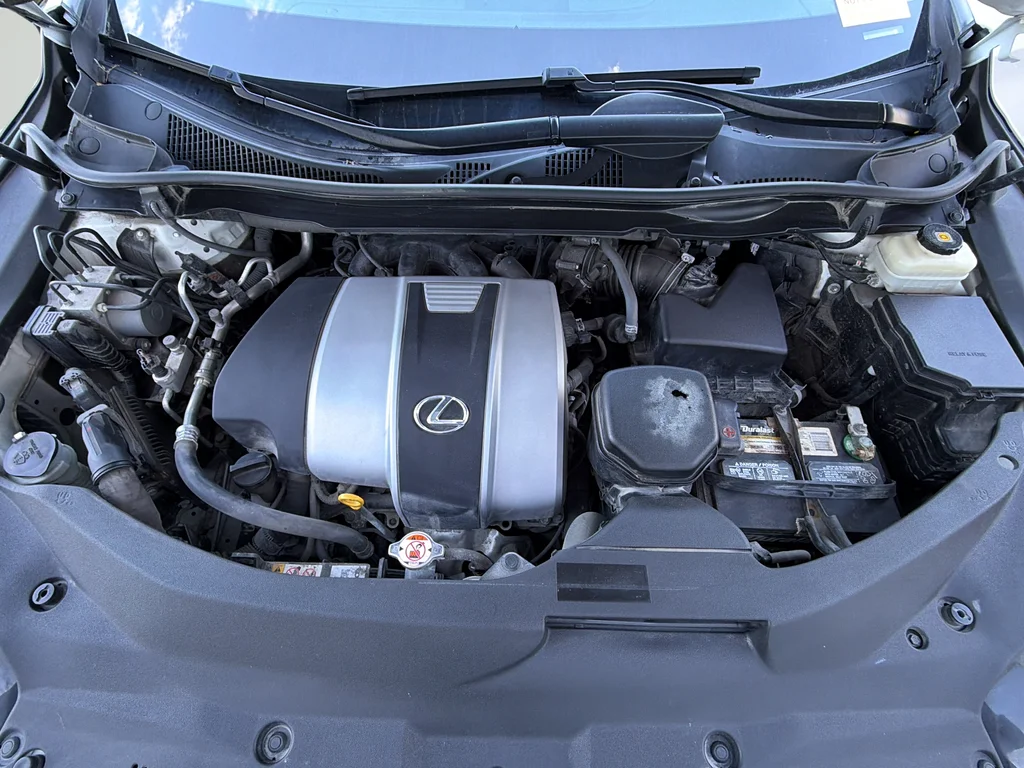 Used 2017 White Lexus 350 image 34