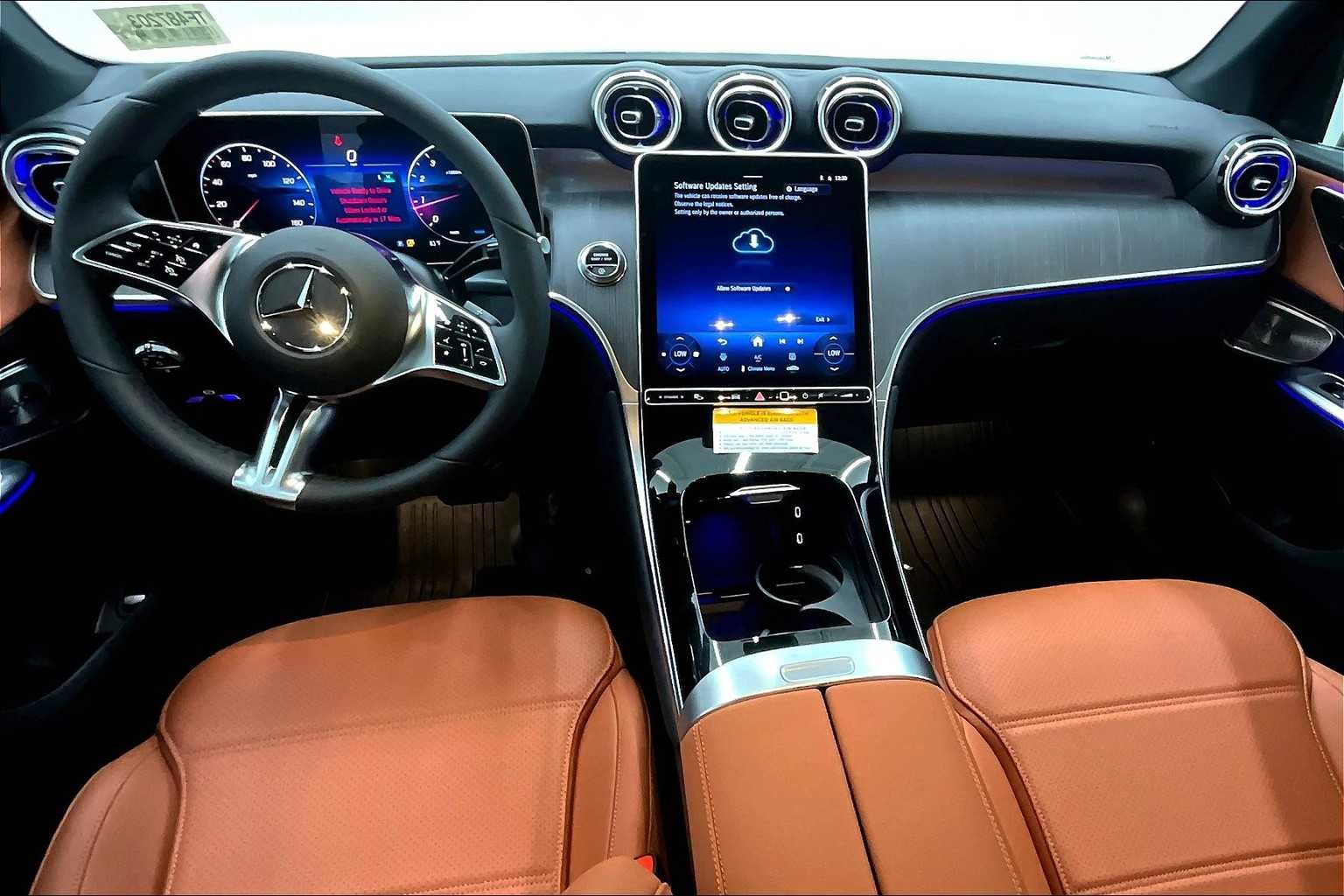 New 2026 Black Mercedes-Benz GLC 300 image 5