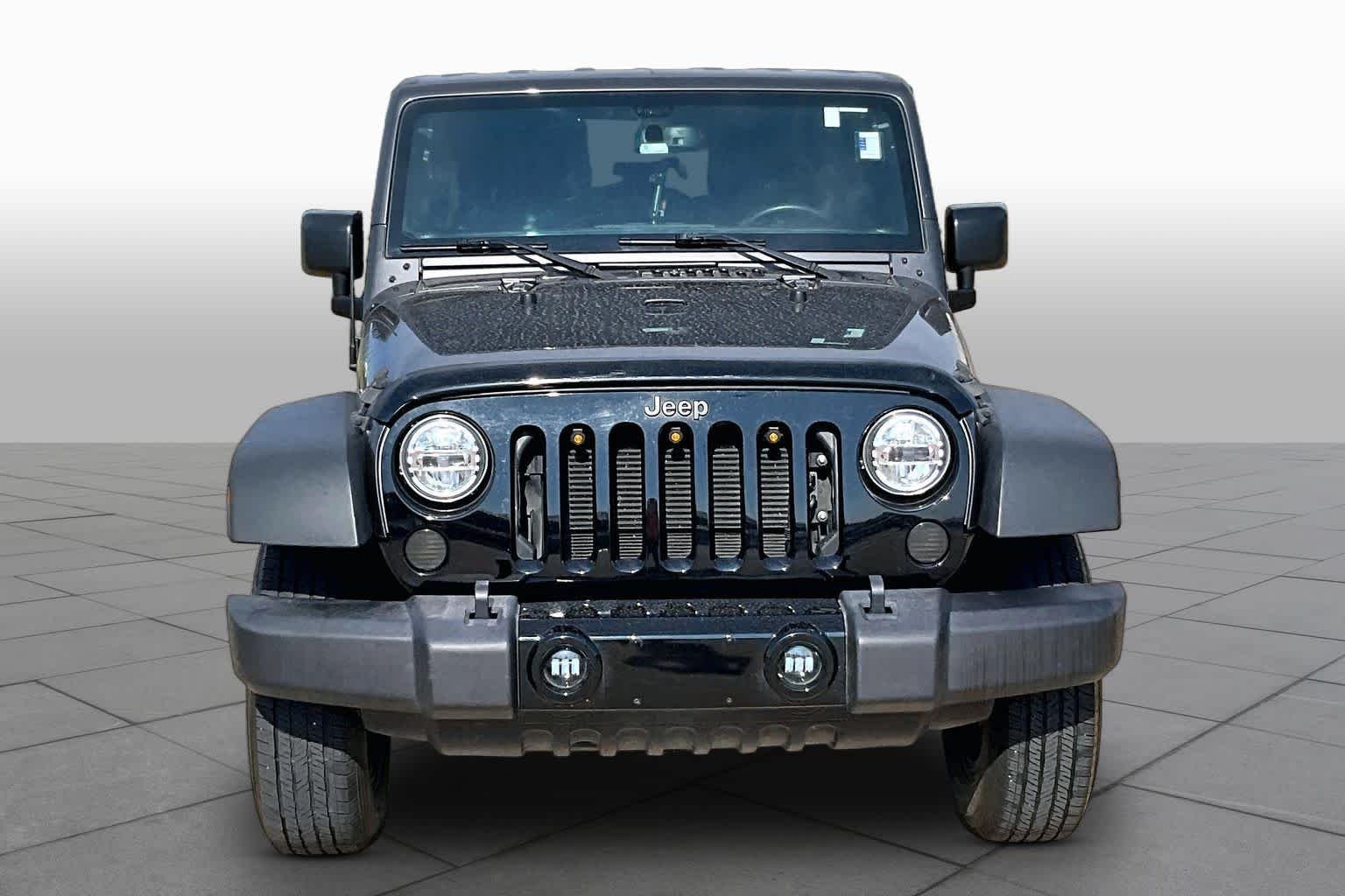 Used 2017 Granite Crystal Metallic Clearcoat Jeep Willys Wheeler image 4