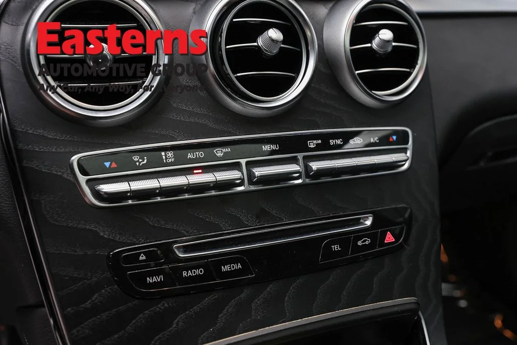 Used 2018 Black Mercedes-Benz GLC 300 image 19