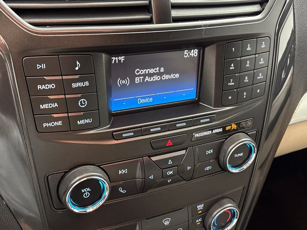 Used 2018 White Ford Base image 32