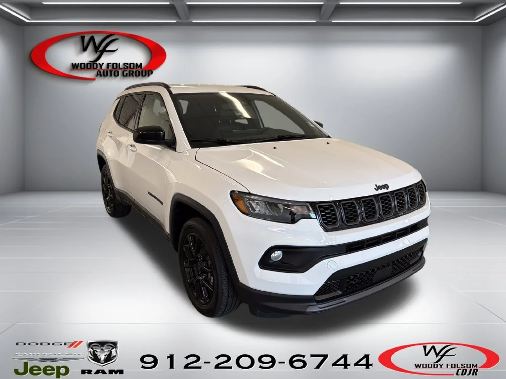 New 2027 White Jeep Latitude image 1