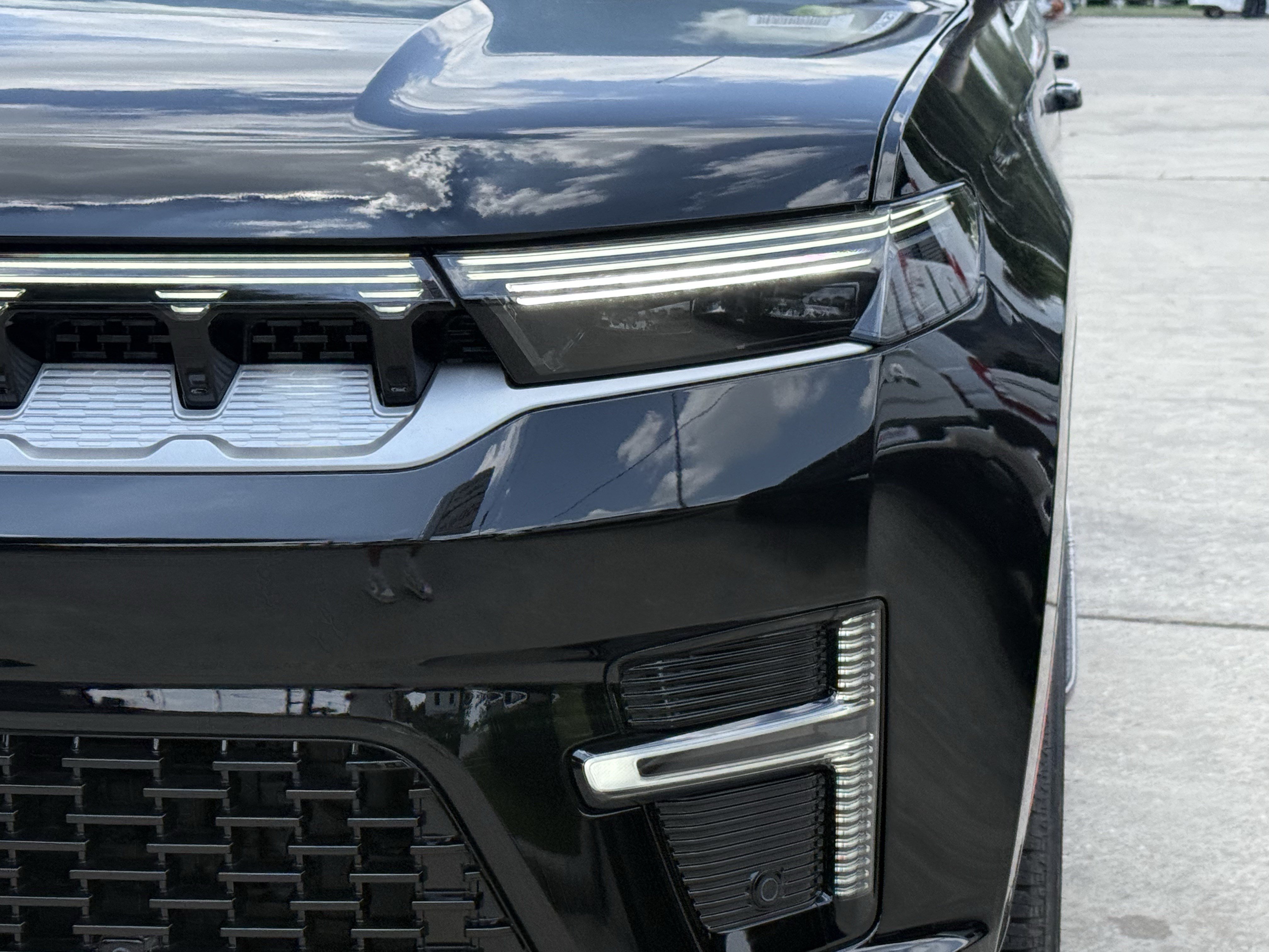 New 2026 High Gloss Black Exterior Paint Jeep  image 7