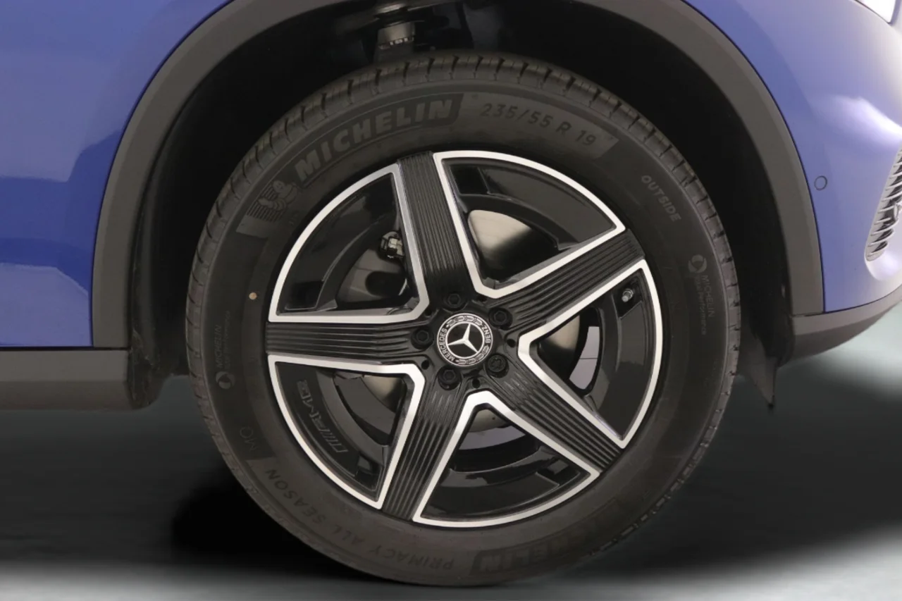 New 2026 Starling Blue Metallic Mercedes-Benz 300 image 12