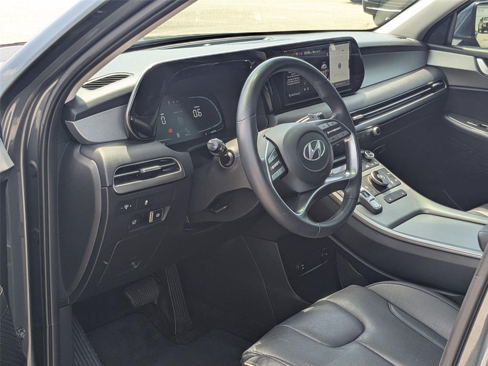 Certified Used 2023 Steel Graphite Hyundai XRT image 2