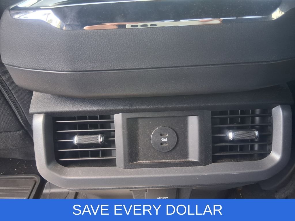 Used 2025 Silver Ford XLT image 15