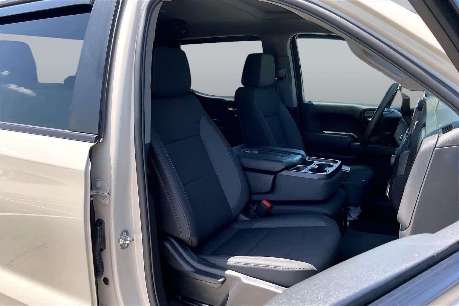 Used 2026 White Sands Chevrolet Custom Trail Boss image 9