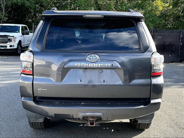 Used 2023 Gray Toyota SR5 Premium image 5