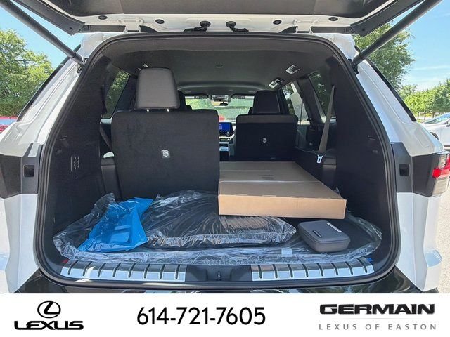 New 2026 Wind Chill Pearl Lexus TX 500h F SPORT PERFORMANCE PREMIUM AWD image 15